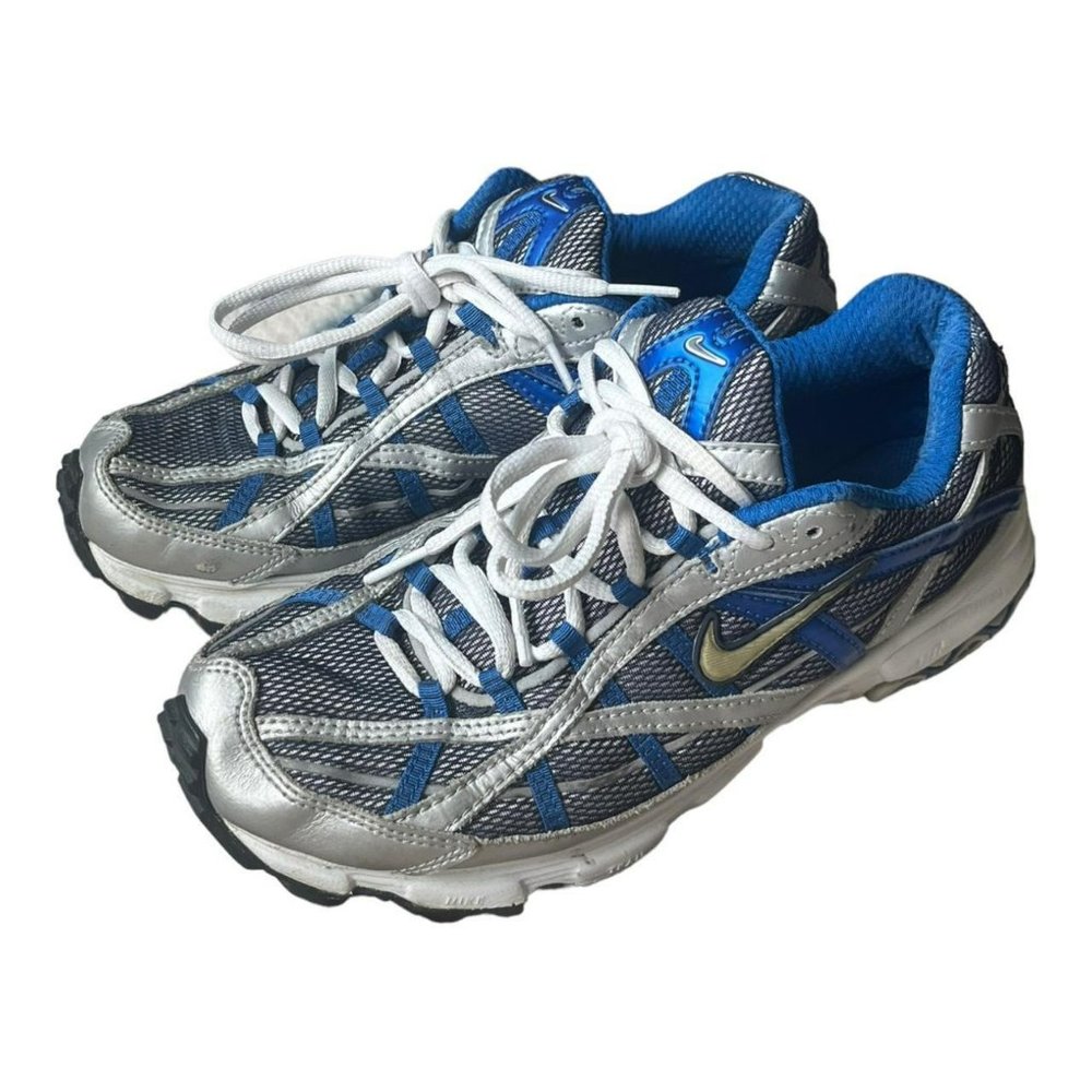 Rare Vintage Y2K 2000s Nike ACG Silver and Blue Tennis Shoes Mens 7